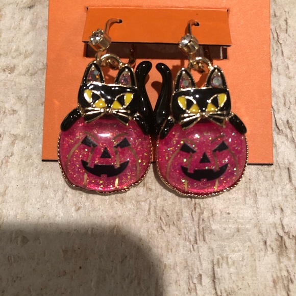 🎃 NWT - Betsey Johnson Black Cat /Pink Jack-o-lantern drop earrings /Halloween - Picture 2 of 3